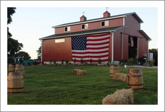 Missouri Vineyard For Sale - Event Venue w/ Large Red Barn For Sale - Missouri Real Estate