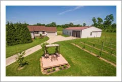 Kentucky Winery, Vineyard and Lodge / Vacation Rental For Sale - Kentucky Wine Country Real Estate