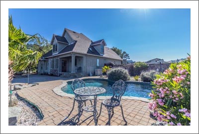 Mendocino Luxury Home w/ Boutique Vineyard For Sale - Ukiah Wine Real Estate