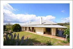 Clare Valley Lifestyle Property For Sale - Home and Vineyard For Sale - Australia Wine Country