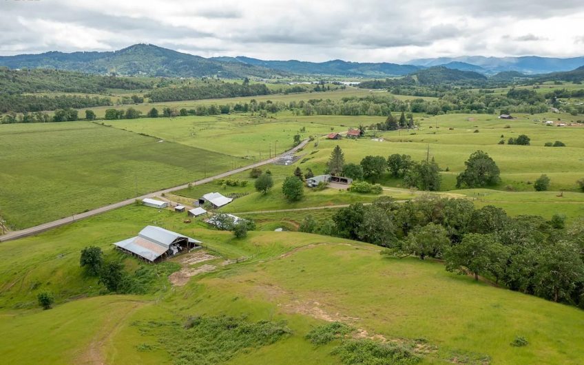 Oregon Vineyards & Wineries For Sale VineSmart